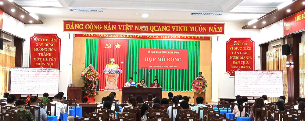 UBND xã Khe Sanh tổ chức phiên họp đầu tiên